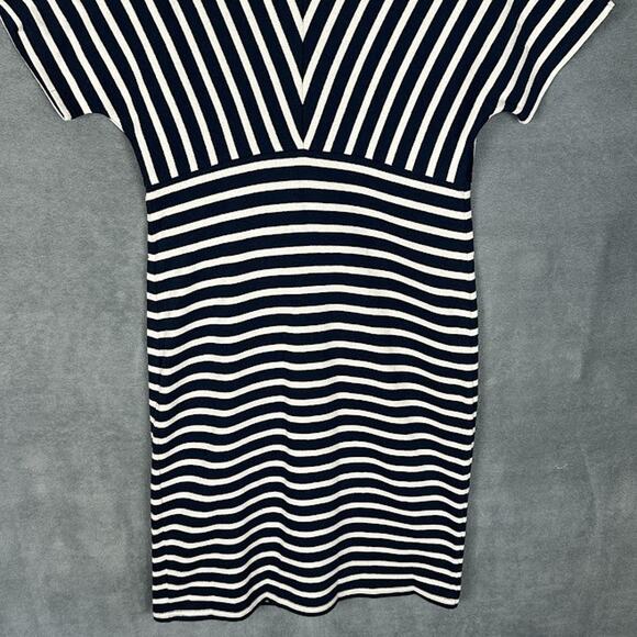 Saint James Dress Womens 8 Navy Cream Striped Short Sleeve V Neck Quiet Luxury - Picture 7 of 16